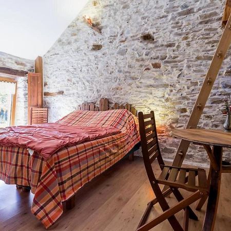 Chambre Rustique Avec Lit King-Size, Cheminee, Petit-Dejeuner Et Equipements Pour Enfants A Bouvron - Fr-1-306-1249 Bed & Breakfast Luaran gambar