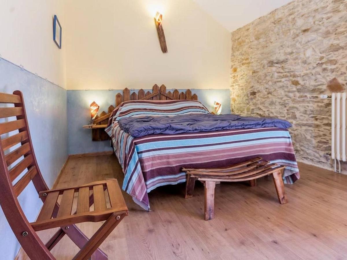 Chambre Rustique Avec Lit King-Size, Cheminee, Petit-Dejeuner Et Equipements Pour Enfants A Bouvron - Fr-1-306-1249 Bed & Breakfast Luaran gambar